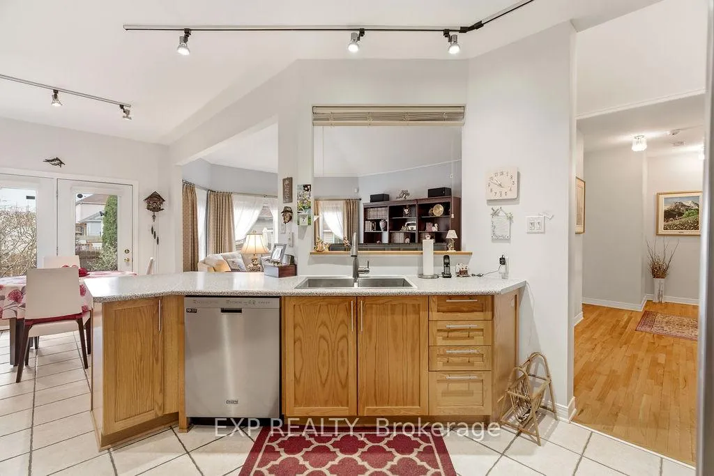 Photo 16 of 1176 Mulder Avenue, Ottawa, Fallingbrook/Gardenway South — HOMEH