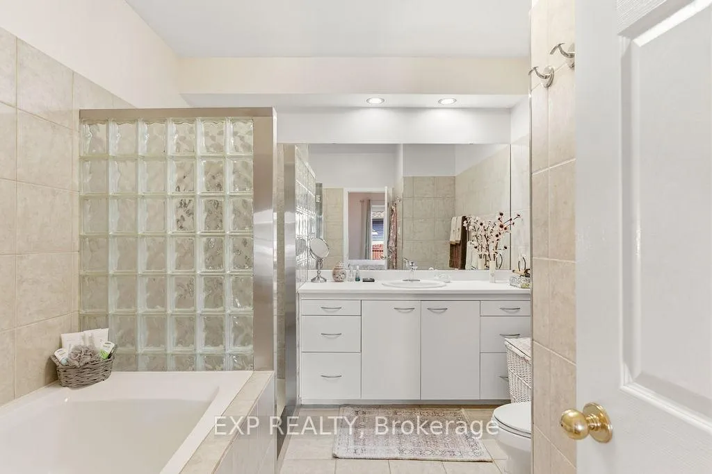 Photo 28 of 1176 Mulder Avenue, Ottawa, Fallingbrook/Gardenway South — HOMEH