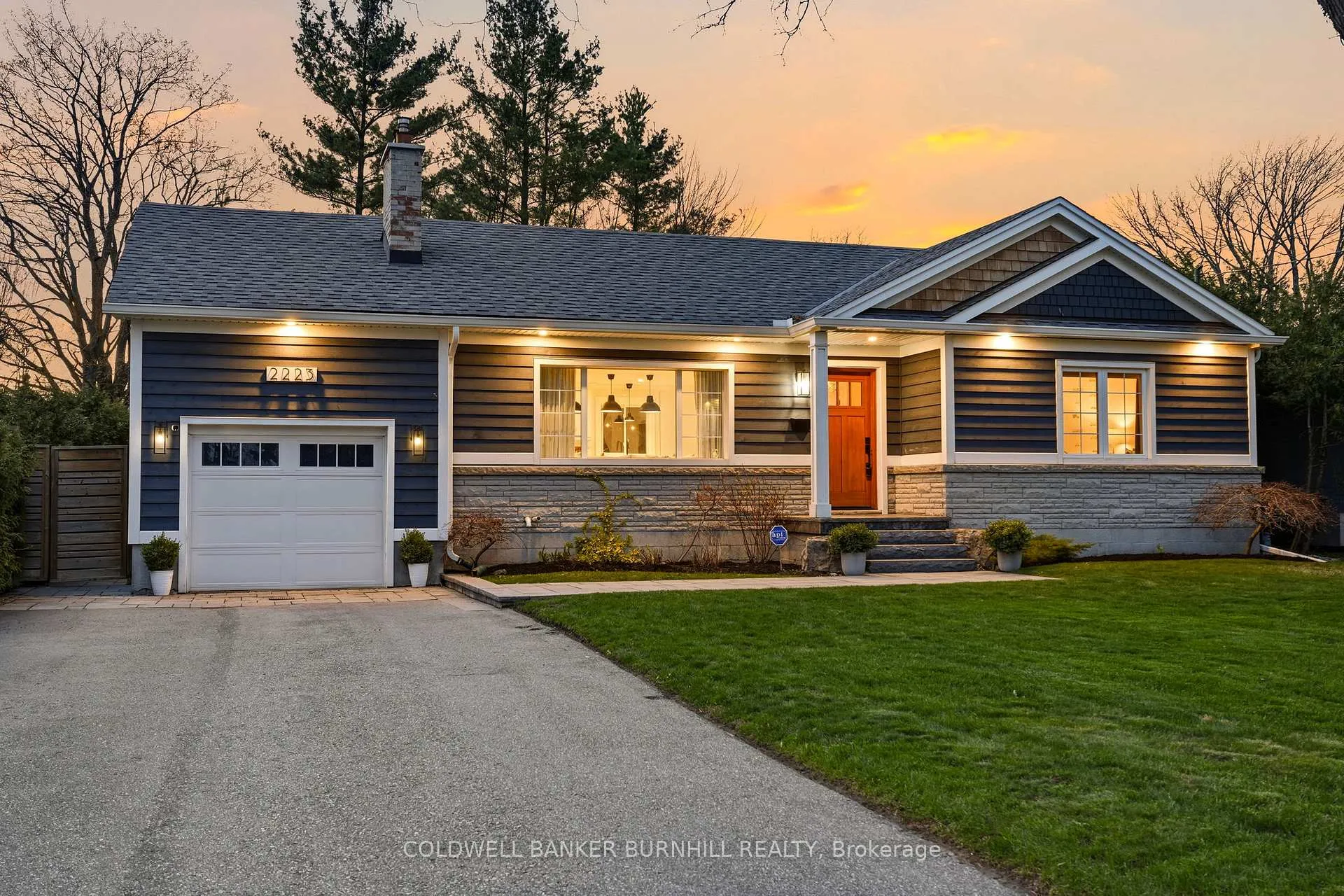 Photo 2 of 2223 Deyncourt Drive, Burlington, Brant — HOMEH