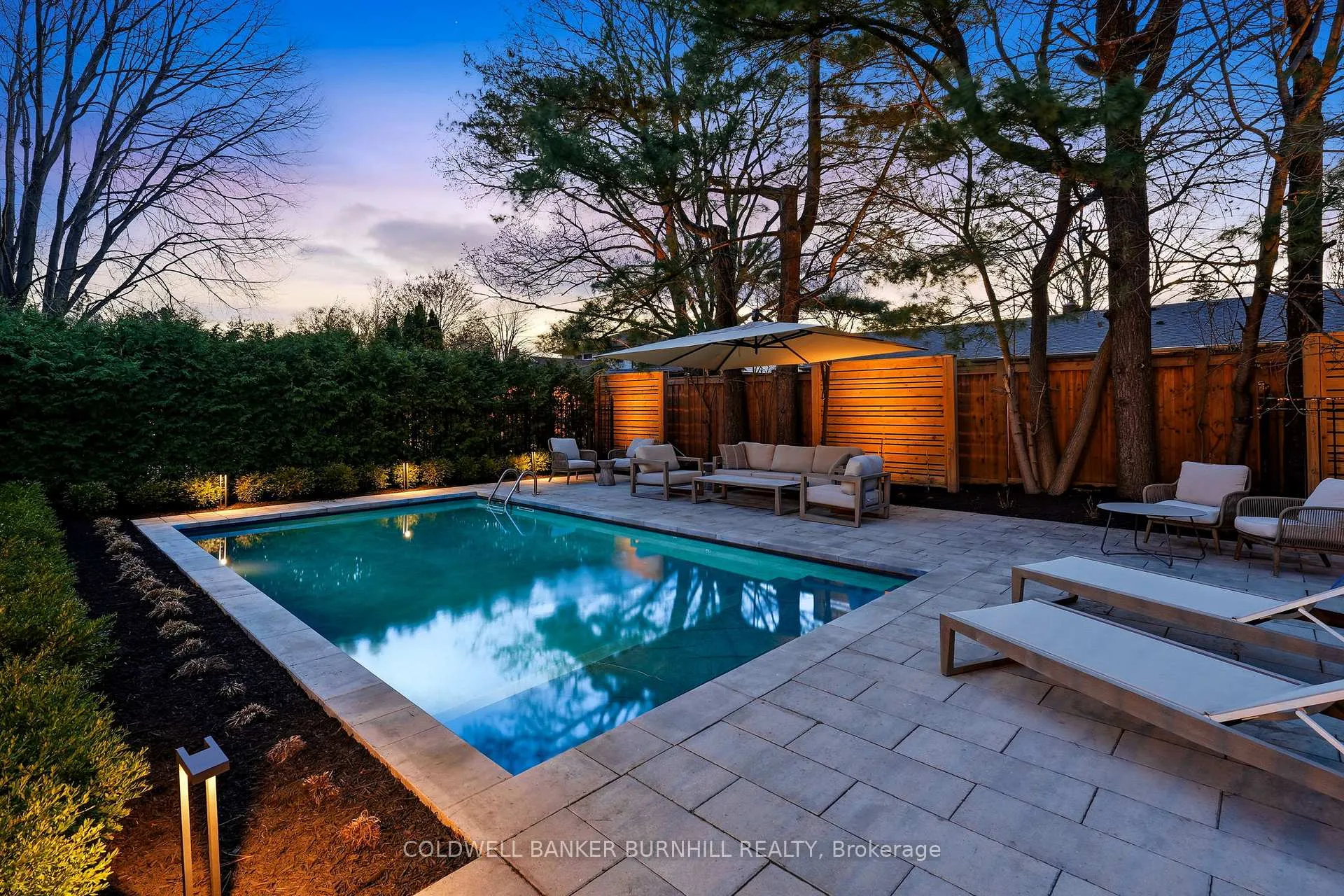 Photo 4 of 2223 Deyncourt Drive, Burlington, Brant — HOMEH