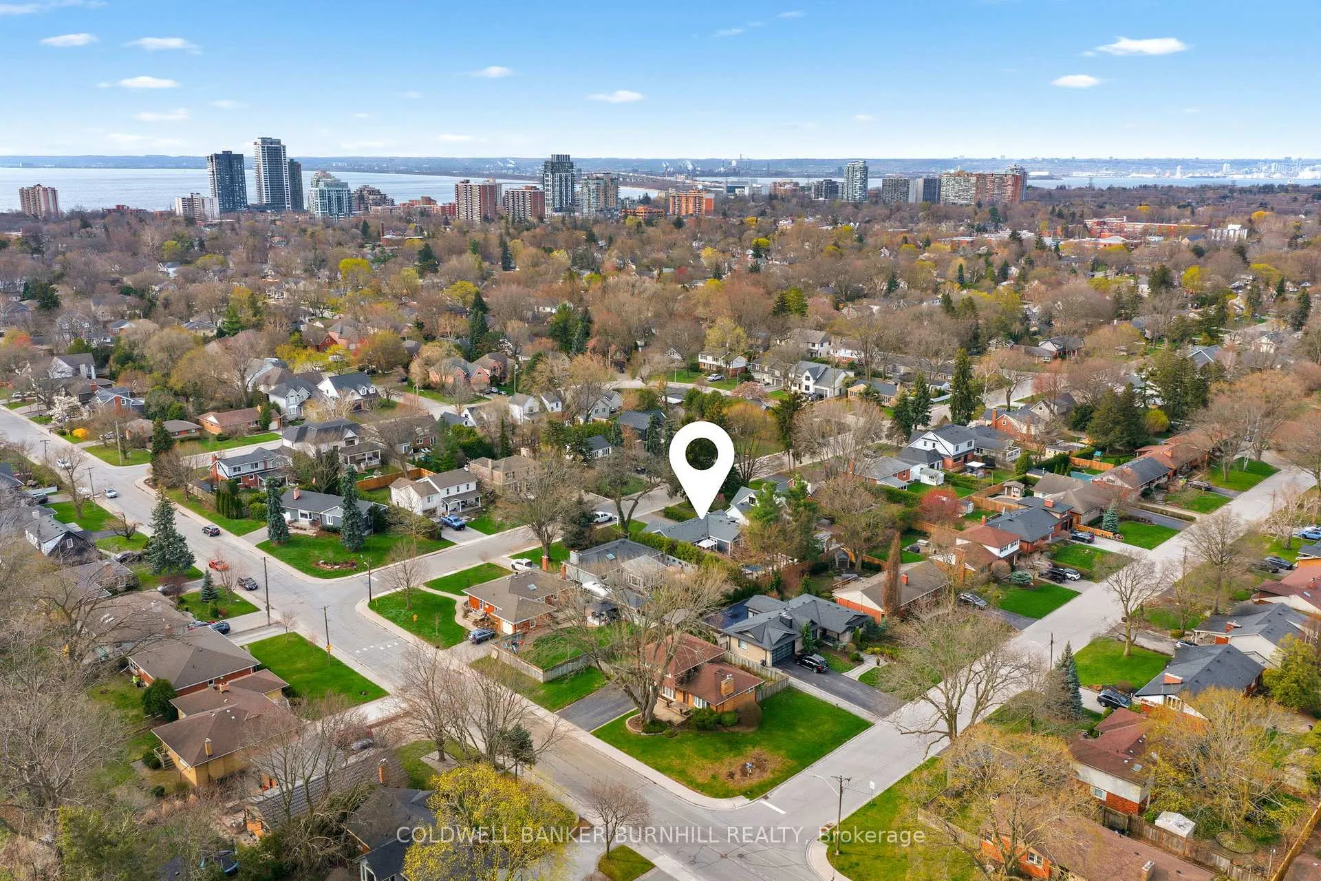 Photo 5 of 2223 Deyncourt Drive, Burlington, Brant — HOMEH