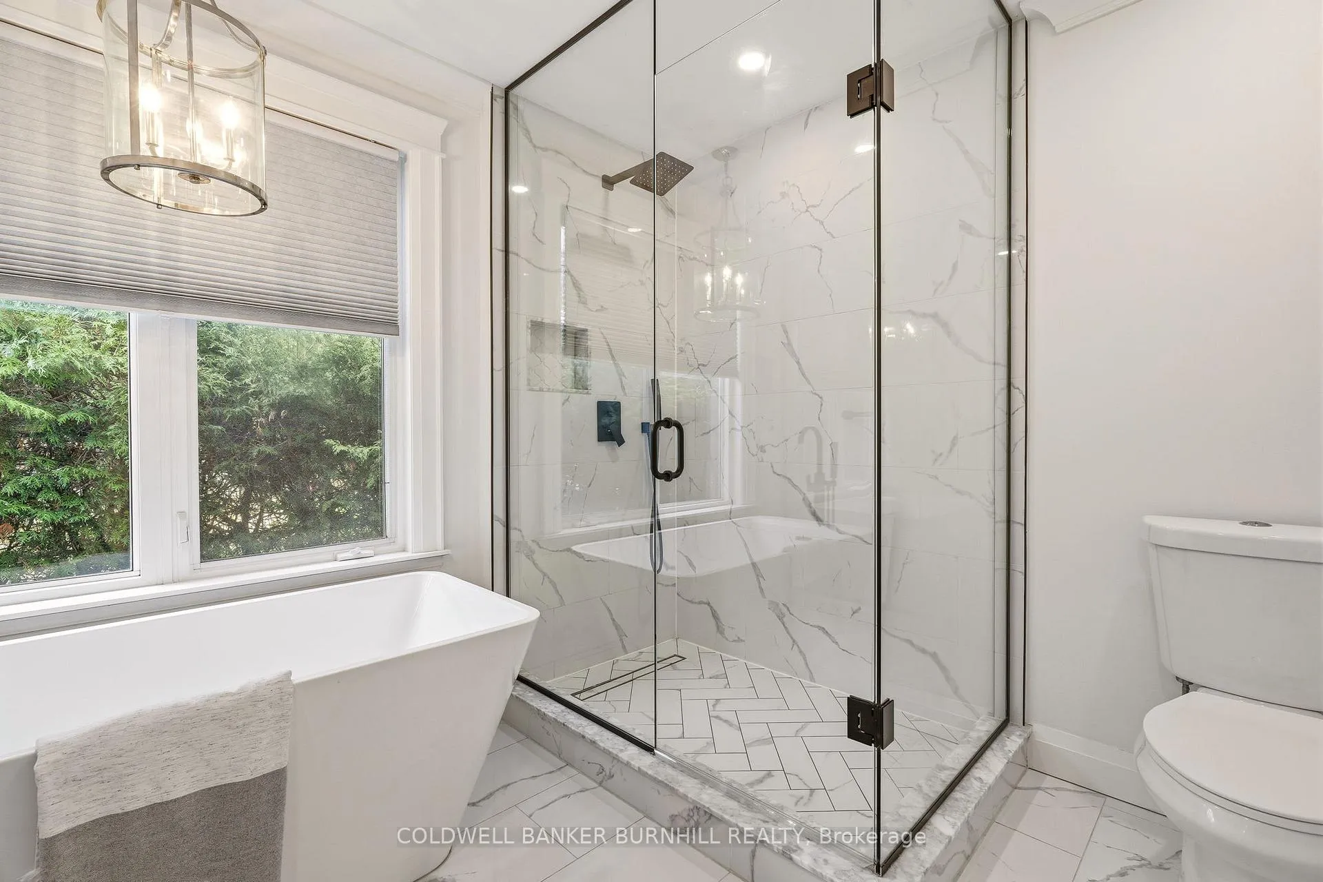Photo 25 of 2223 Deyncourt Drive, Burlington, Brant — HOMEH