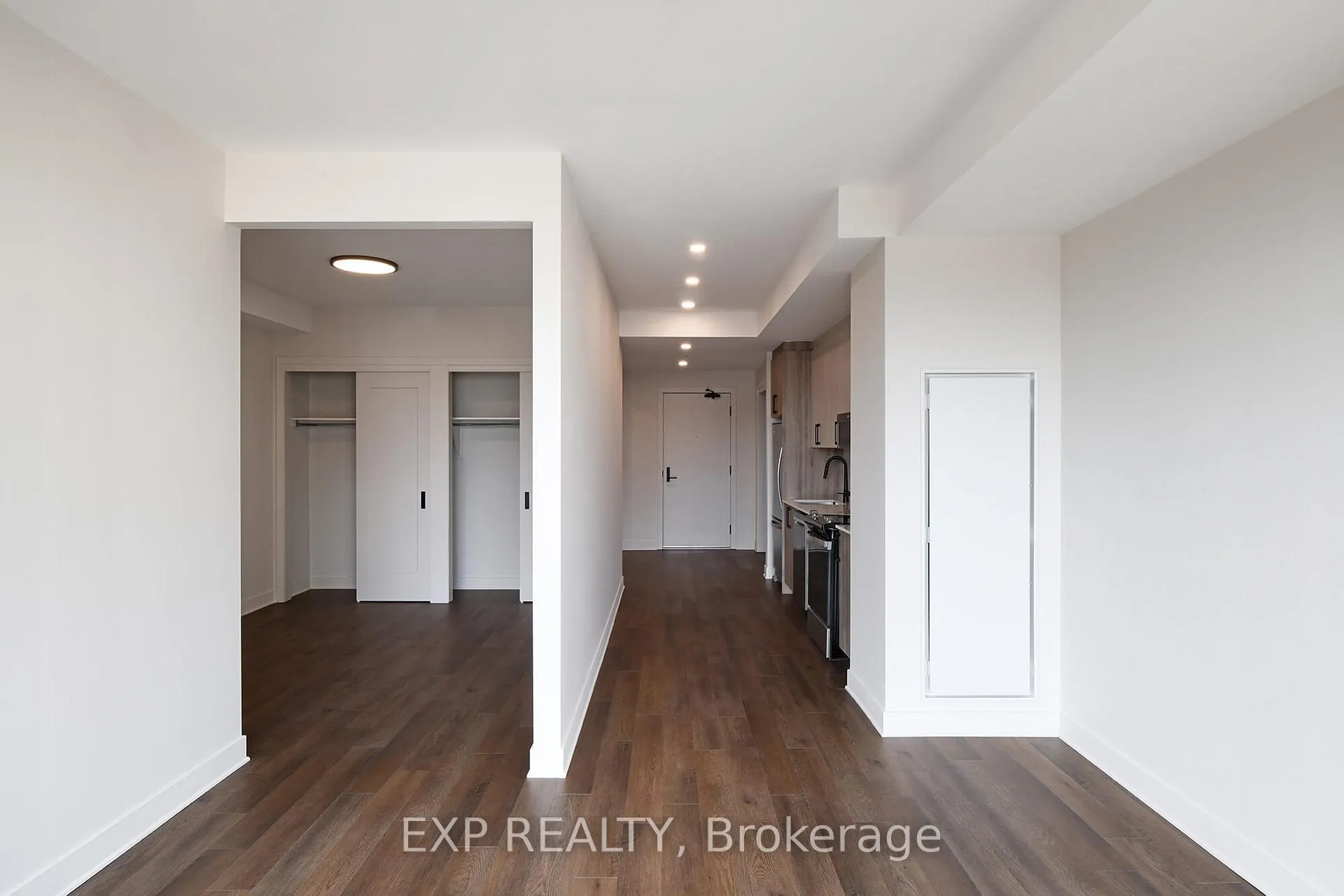 Photo 4 of Unit 602, 331 Cooper Street, Ottawa, Ottawa Centre — HOMEH