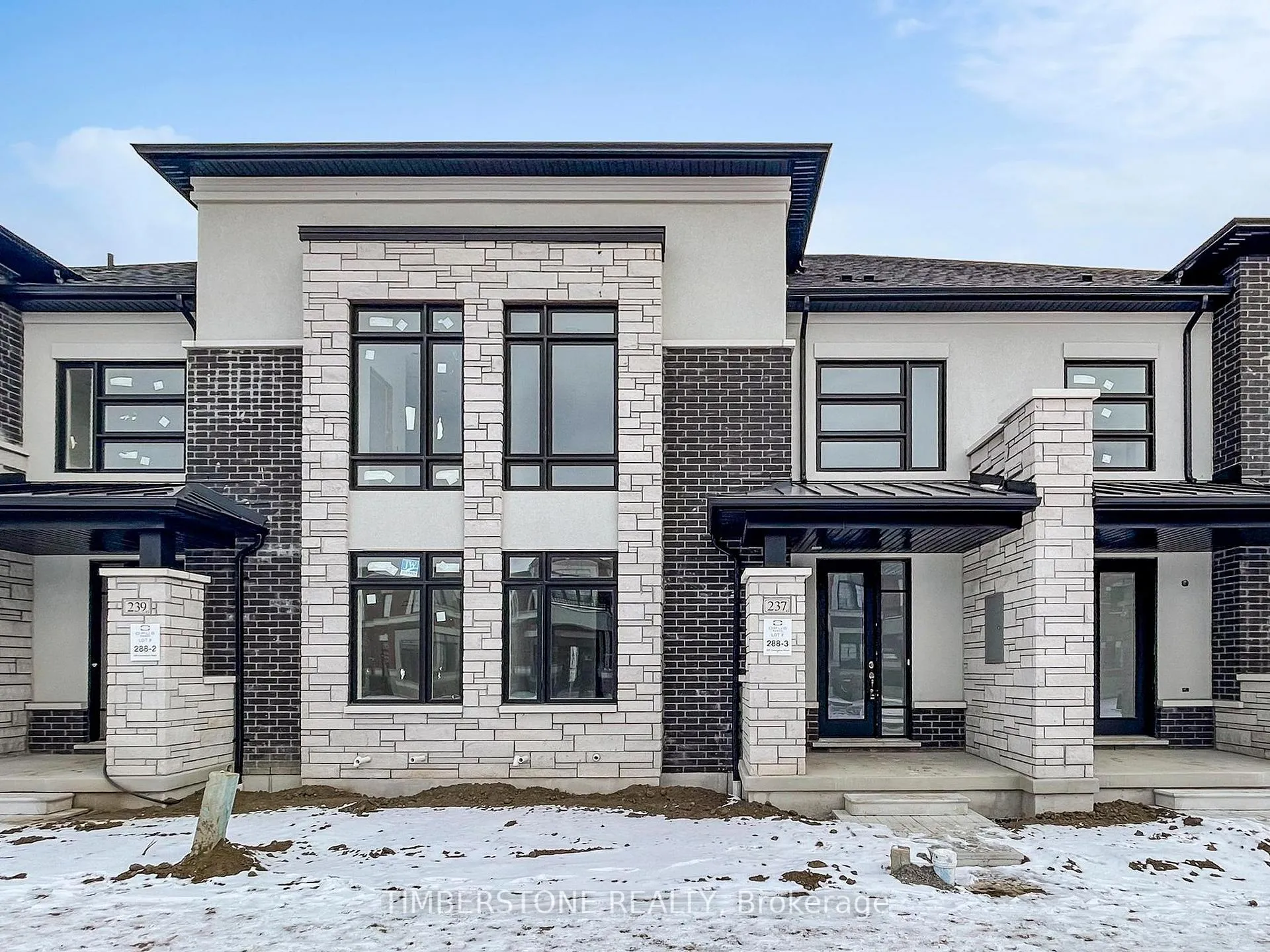 Photo 1 of 237 Coronation Road, Whitby, Rural Whitby — HOMEH