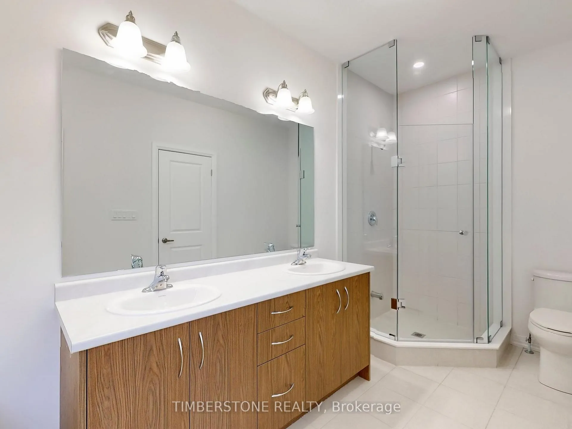 Photo 26 of 237 Coronation Road, Whitby, Rural Whitby — HOMEH