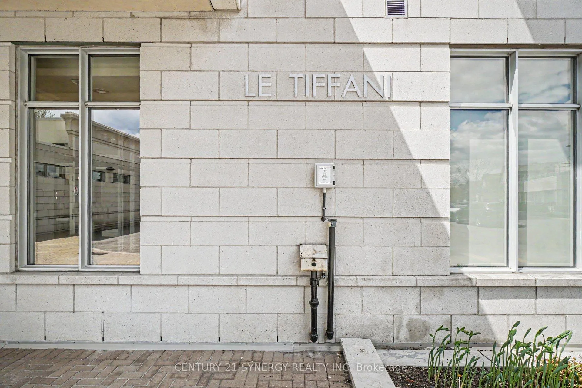 Photo 4 of Unit 1201, 70 Landry Street, Ottawa, Vanier — HOMEH