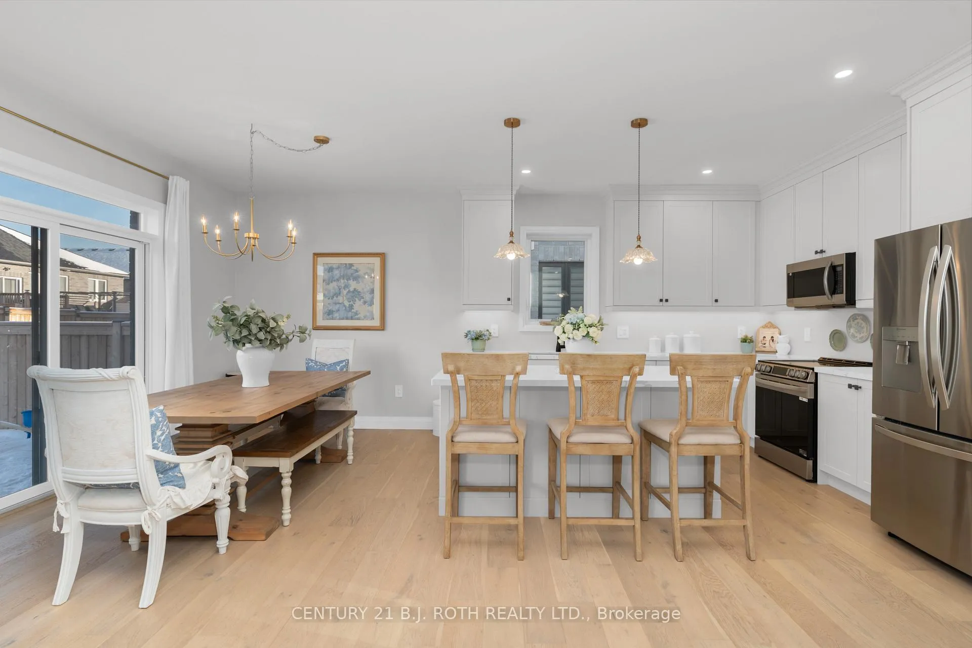 Photo 15 of 19 Rowley Crescent, Springwater, Elmvale — HOMEH