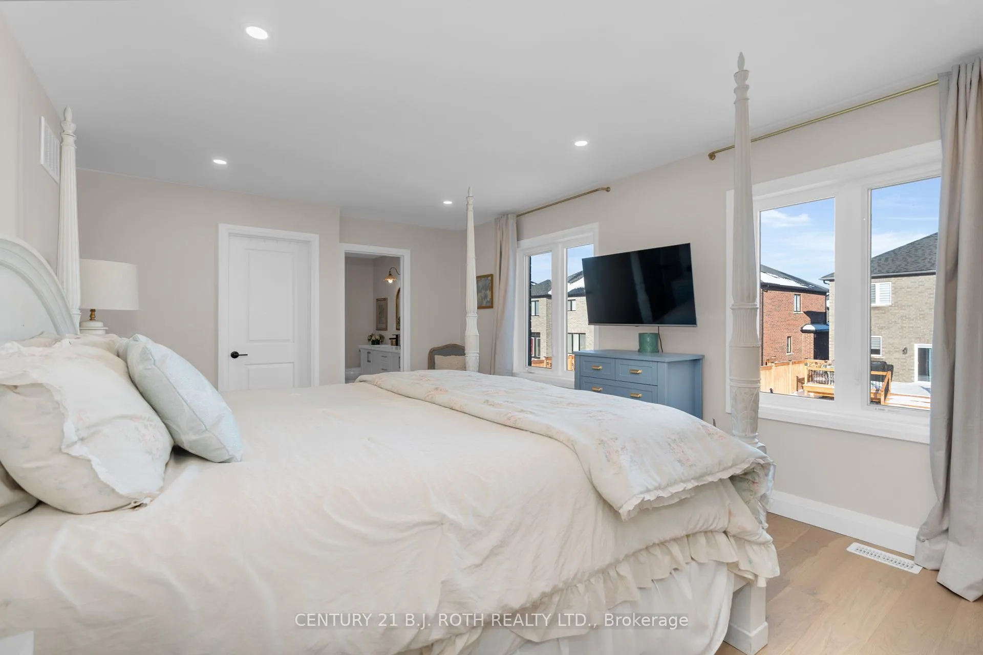 Photo 18 of 19 Rowley Crescent, Springwater, Elmvale — HOMEH