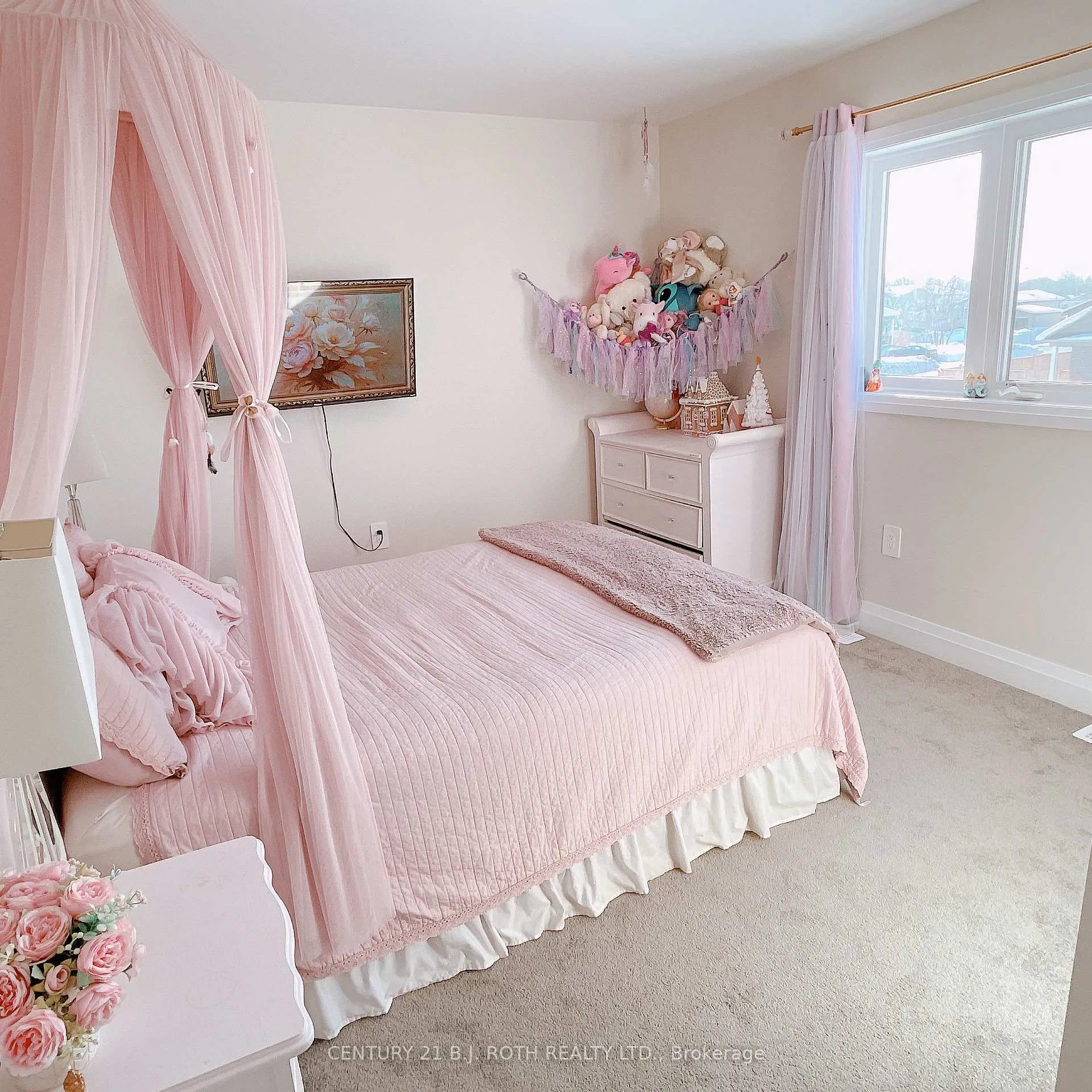 Photo 23 of 19 Rowley Crescent, Springwater, Elmvale — HOMEH
