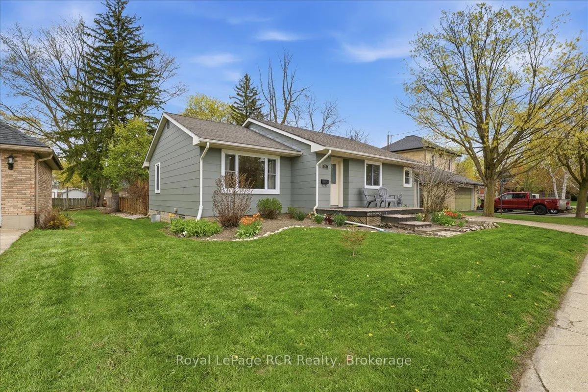 Photo 2 of 56 John Street N, Minto — HOMEH