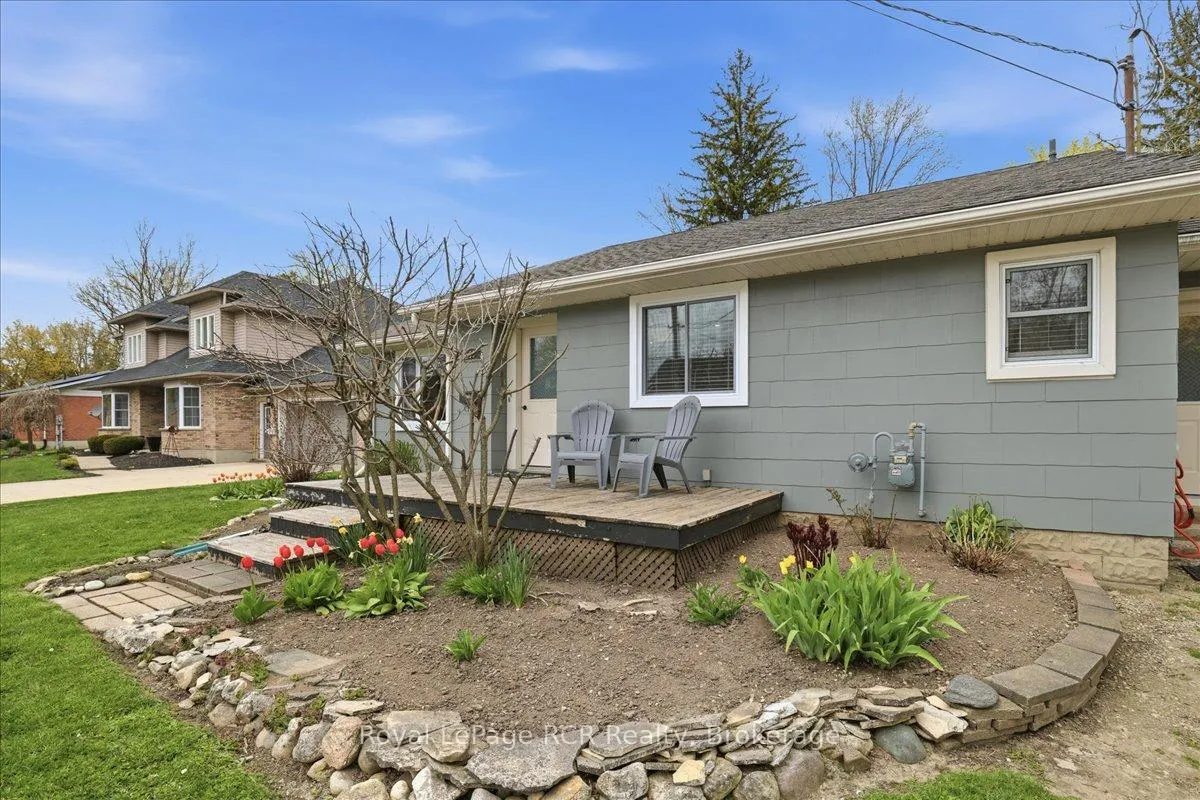 Photo 5 of 56 John Street N, Minto — HOMEH