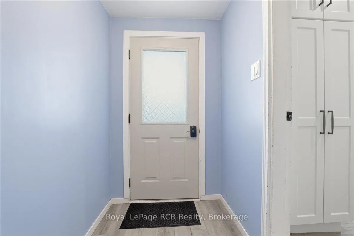 Photo 7 of 56 John Street N, Minto — HOMEH