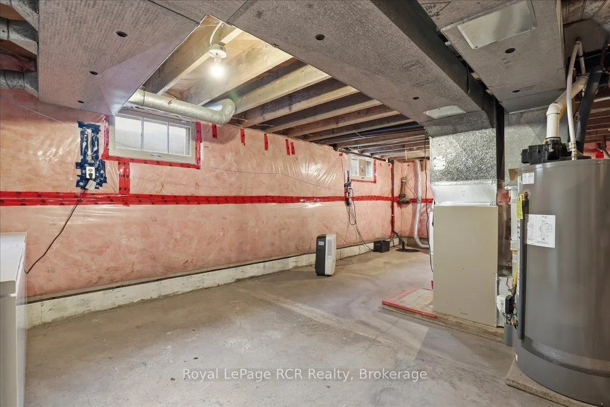 Photo 28 of 56 John Street N, Minto — HOMEH