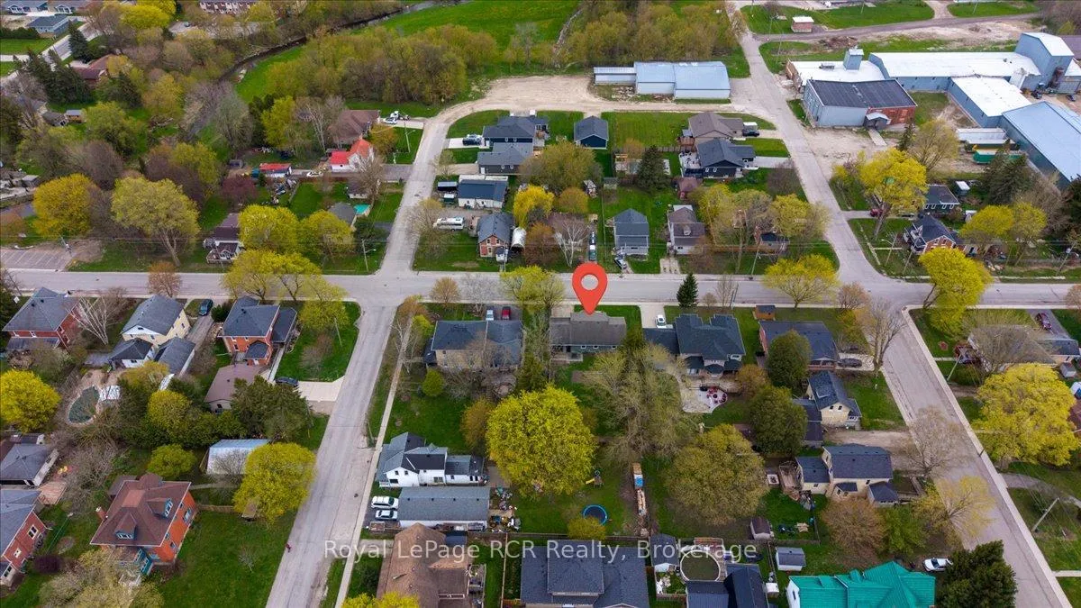 Photo 45 of 56 John Street N, Minto — HOMEH