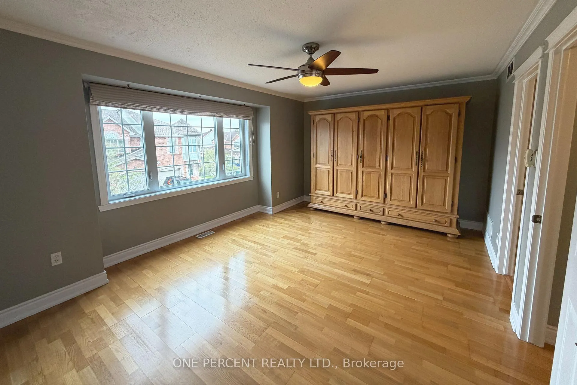 Photo 15 of 311 Southcrest Private, Ottawa, Brookfield Gardens — HOMEH
