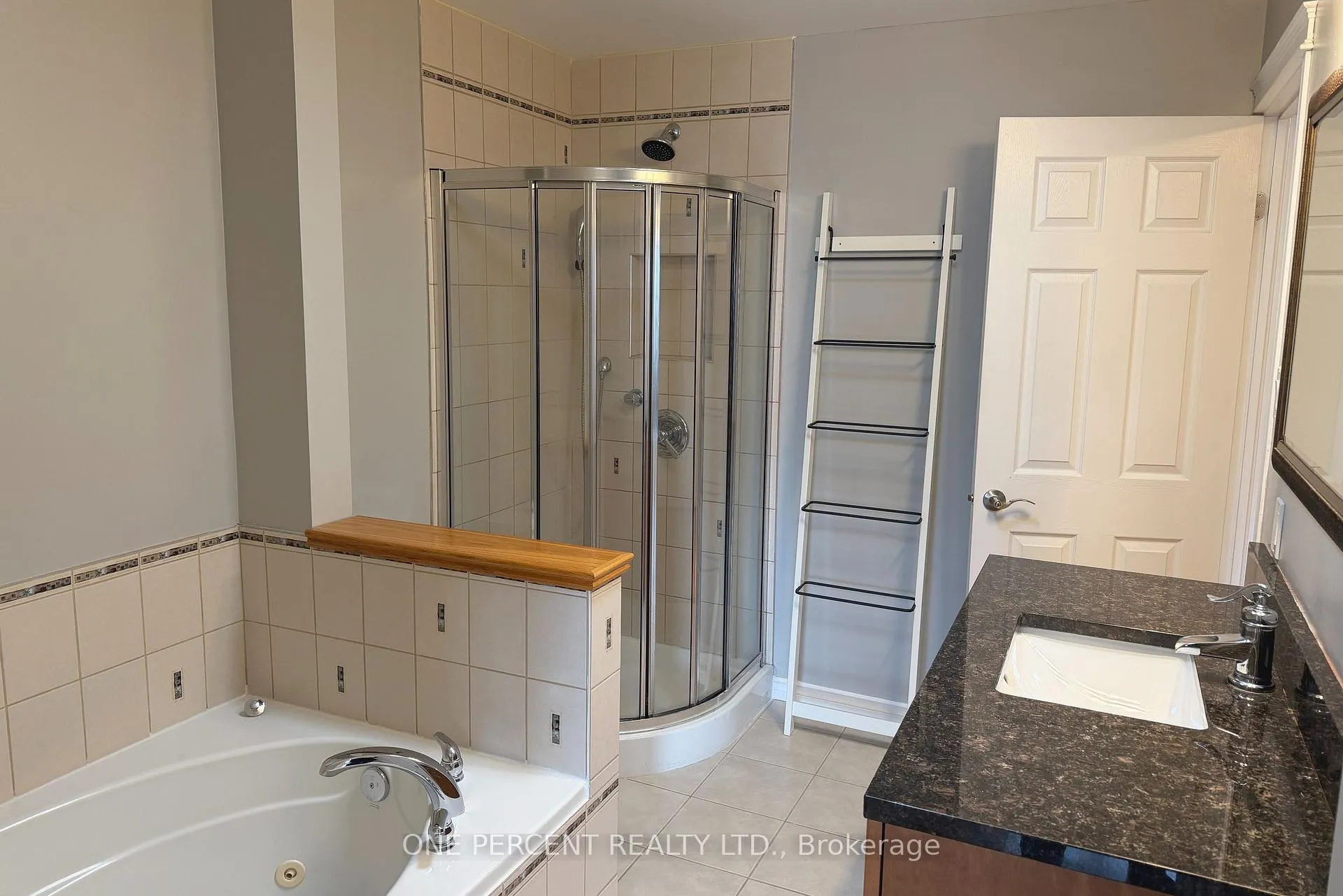 Photo 17 of 311 Southcrest Private, Ottawa, Brookfield Gardens — HOMEH