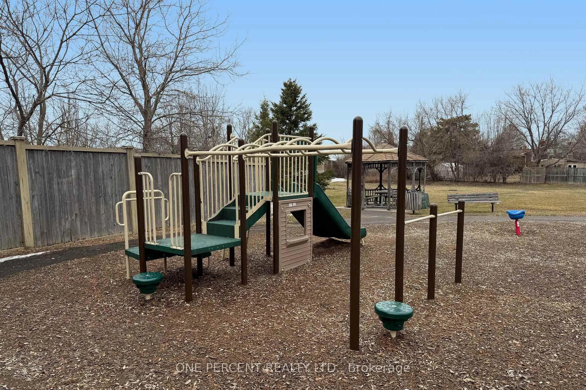 Photo 30 of 311 Southcrest Private, Ottawa, Brookfield Gardens — HOMEH