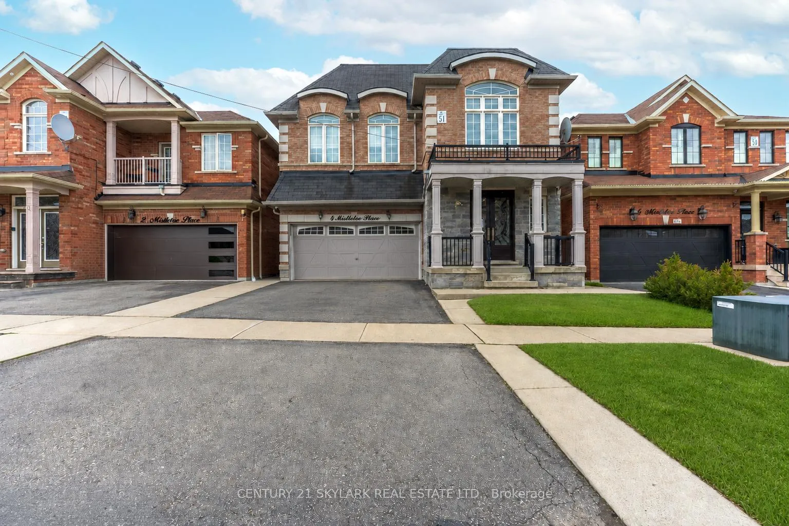 Photo 1 of 4 Mistletoe Place, Brampton, Credit Valley — HOMEH