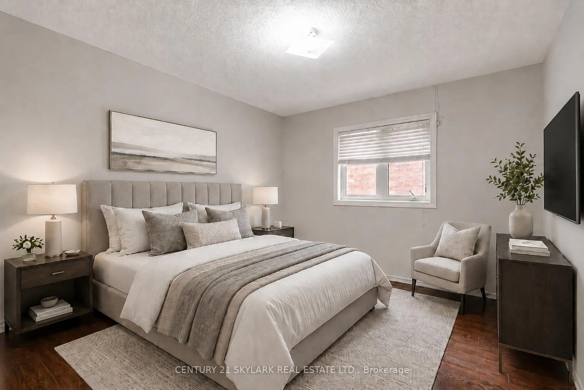 Photo 19 of 4 Mistletoe Place, Brampton, Credit Valley — HOMEH