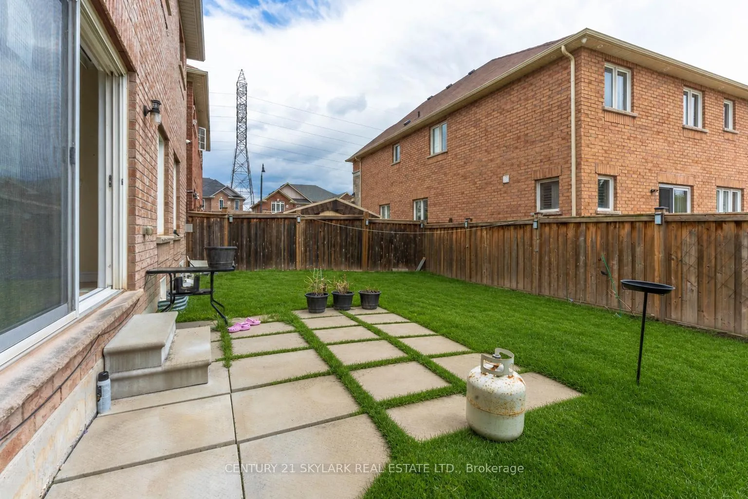 Photo 29 of 4 Mistletoe Place, Brampton, Credit Valley — HOMEH
