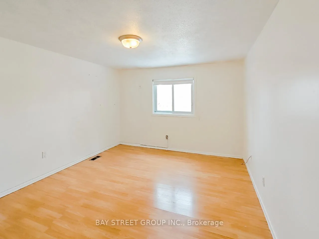 Photo 5 of Unit Upper floor, 38 Noecker Street, Waterloo — HOMEH