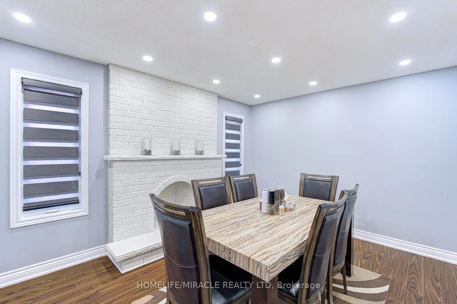 Photo 8 of 32 Pennsylvania Avenue, Brampton, Fletcher's Creek South — HOMEH