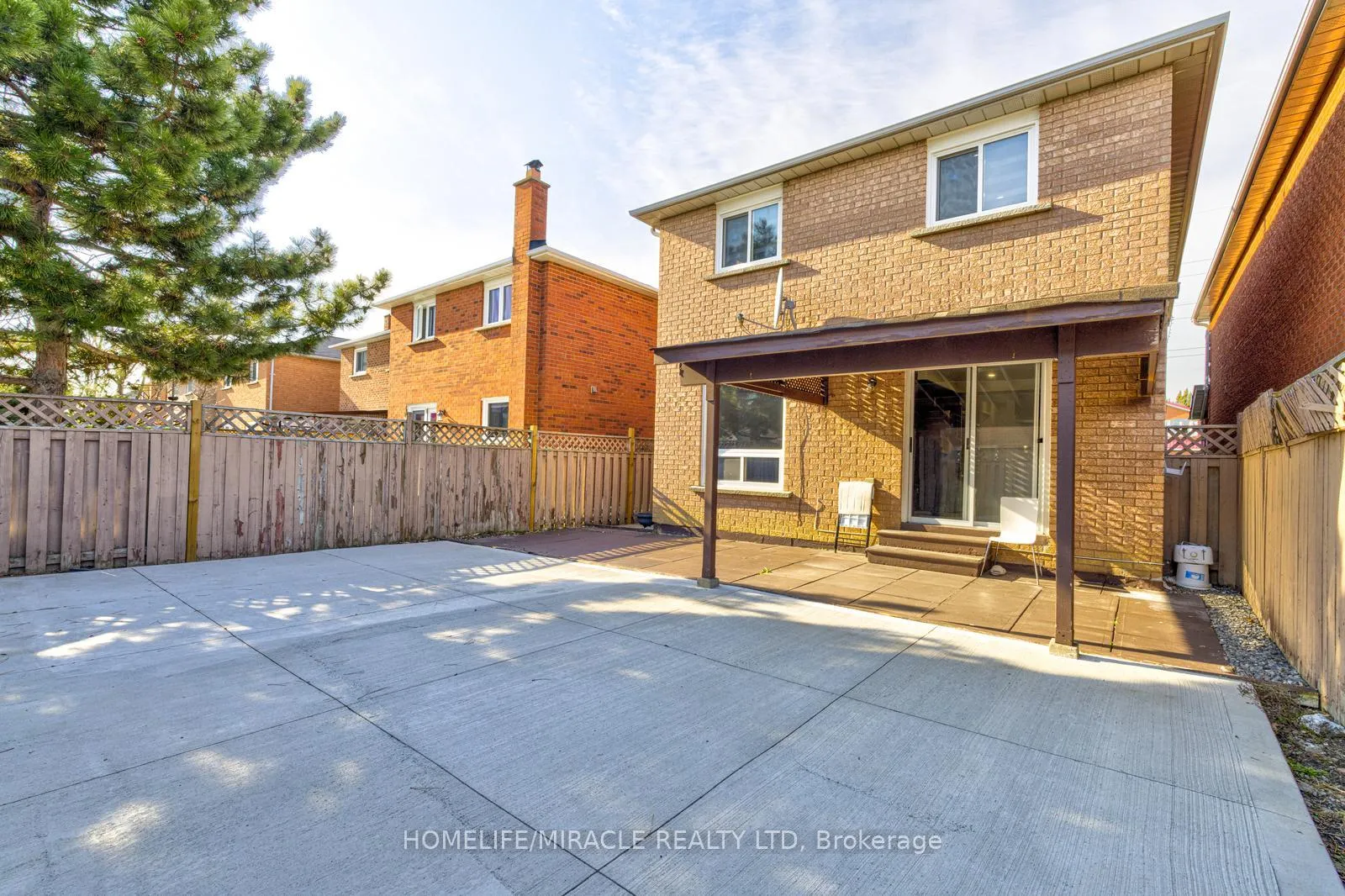 Photo 50 of 32 Pennsylvania Avenue, Brampton, Fletcher's Creek South — HOMEH