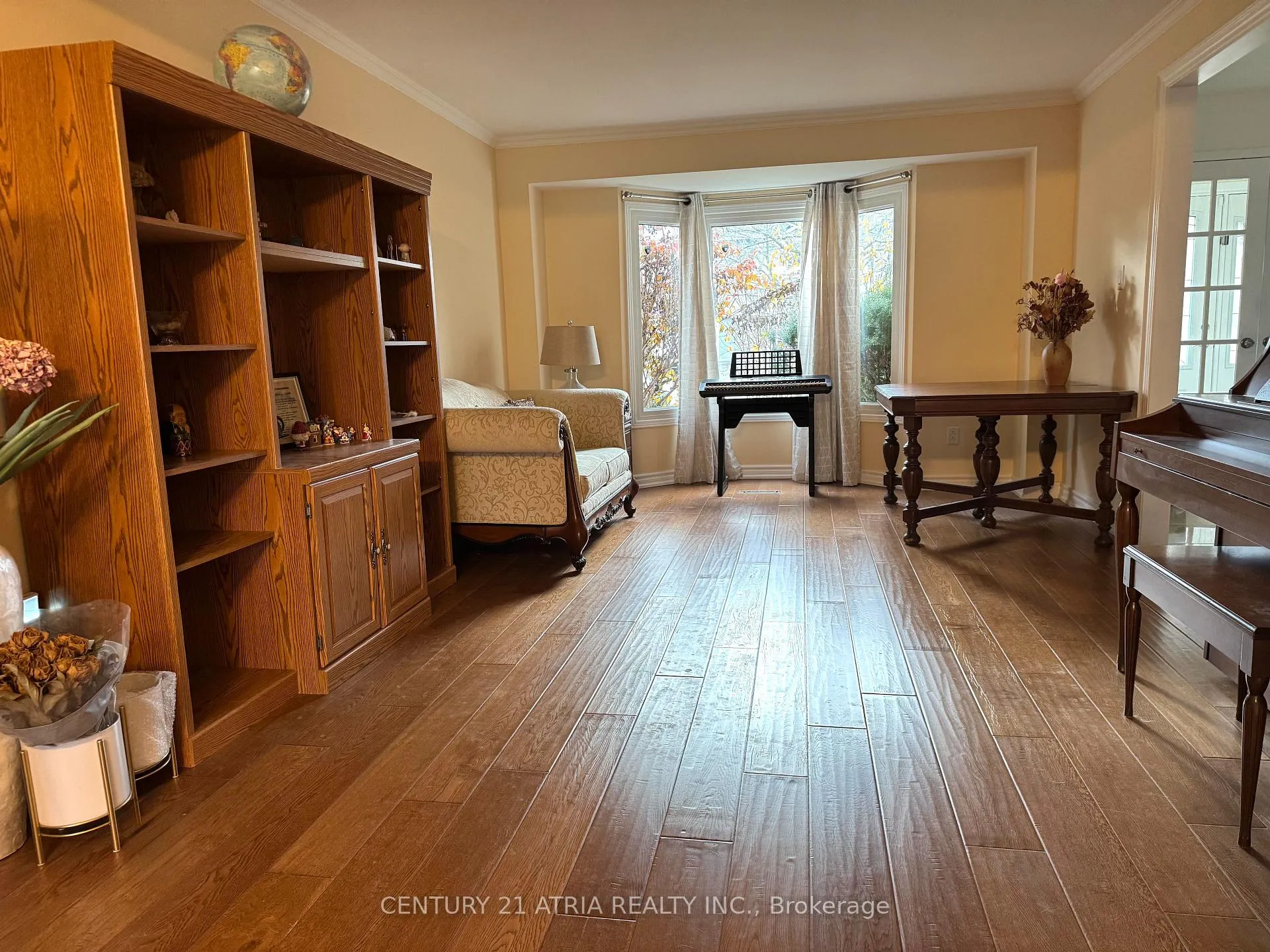 Photo 5 of 15 Timpson Drive, Aurora, Aurora Highlands — HOMEH