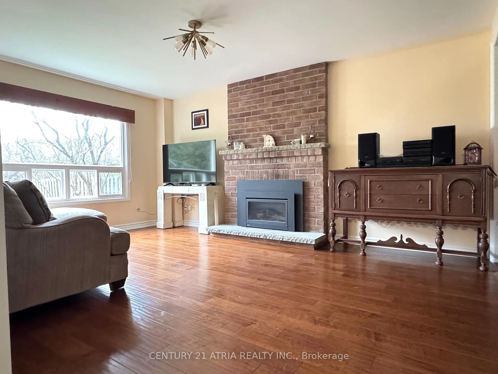 Photo 7 of 15 Timpson Drive, Aurora, Aurora Highlands — HOMEH