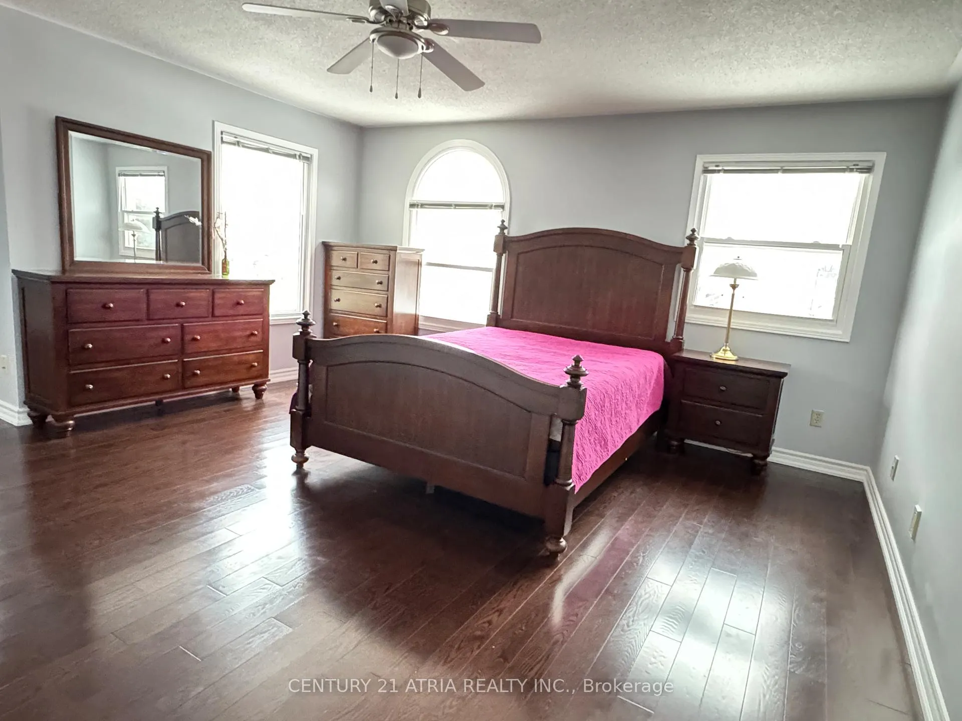 Photo 14 of 15 Timpson Drive, Aurora, Aurora Highlands — HOMEH