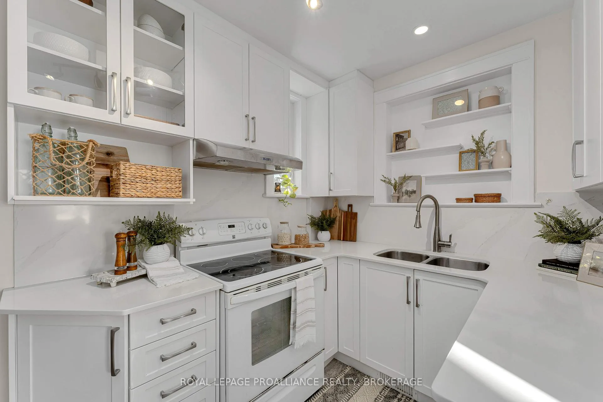 Photo 14 of 32 Livingston Avenue, Kingston, Central City East — HOMEH