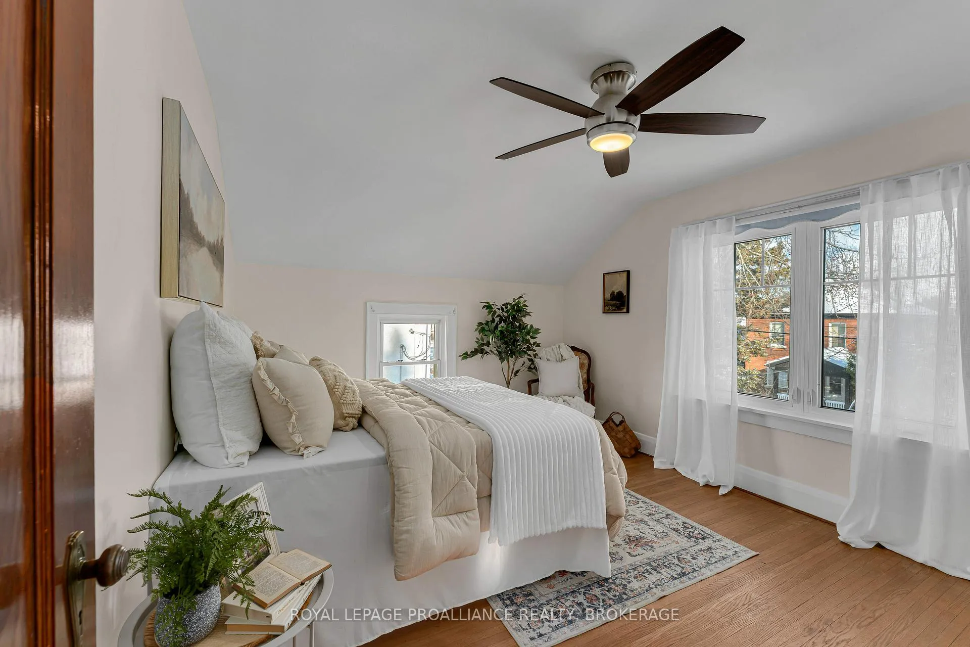 Photo 20 of 32 Livingston Avenue, Kingston, Central City East — HOMEH