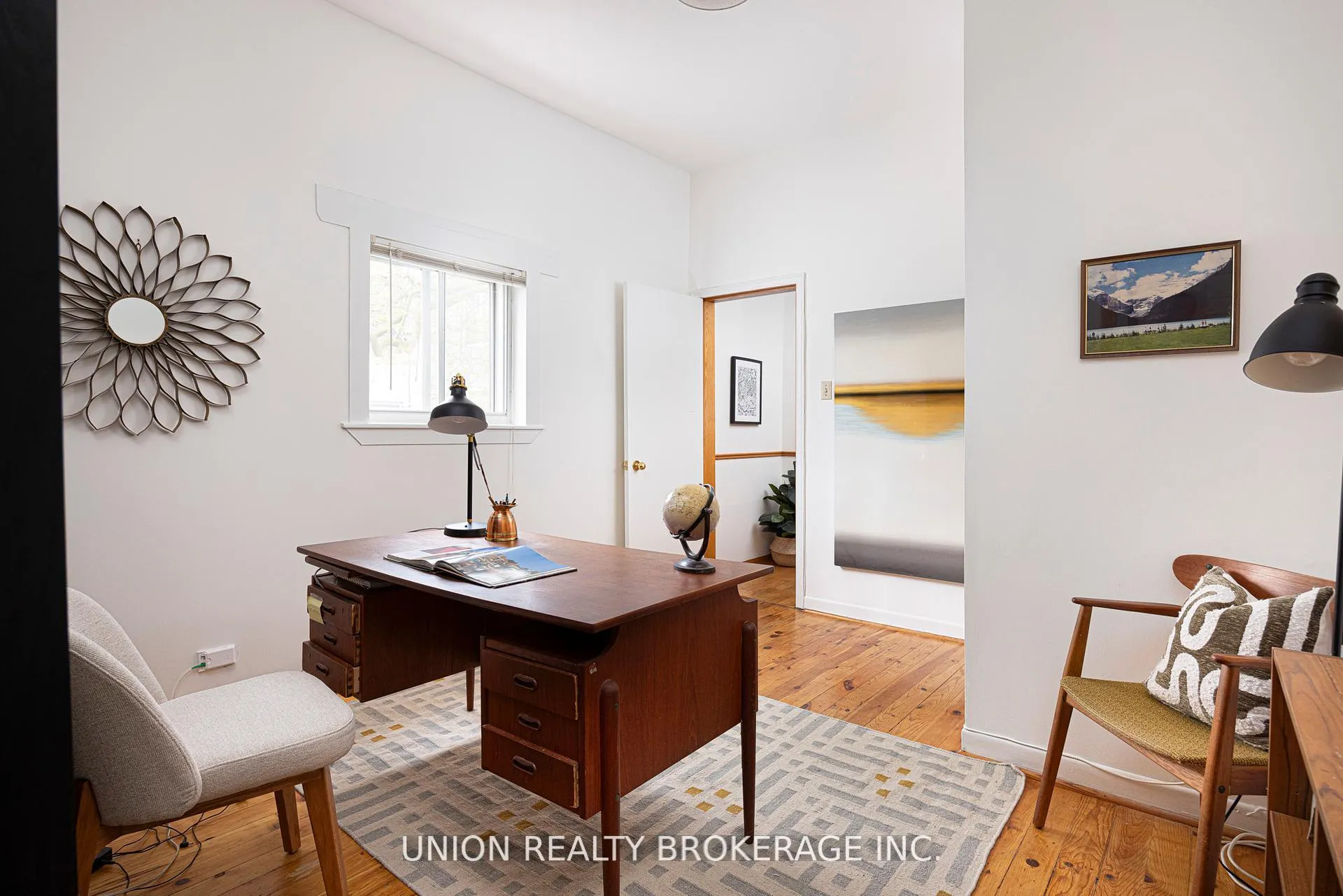 Photo 10 of 9 Elmer Avenue, Toronto, The Beaches — HOMEH