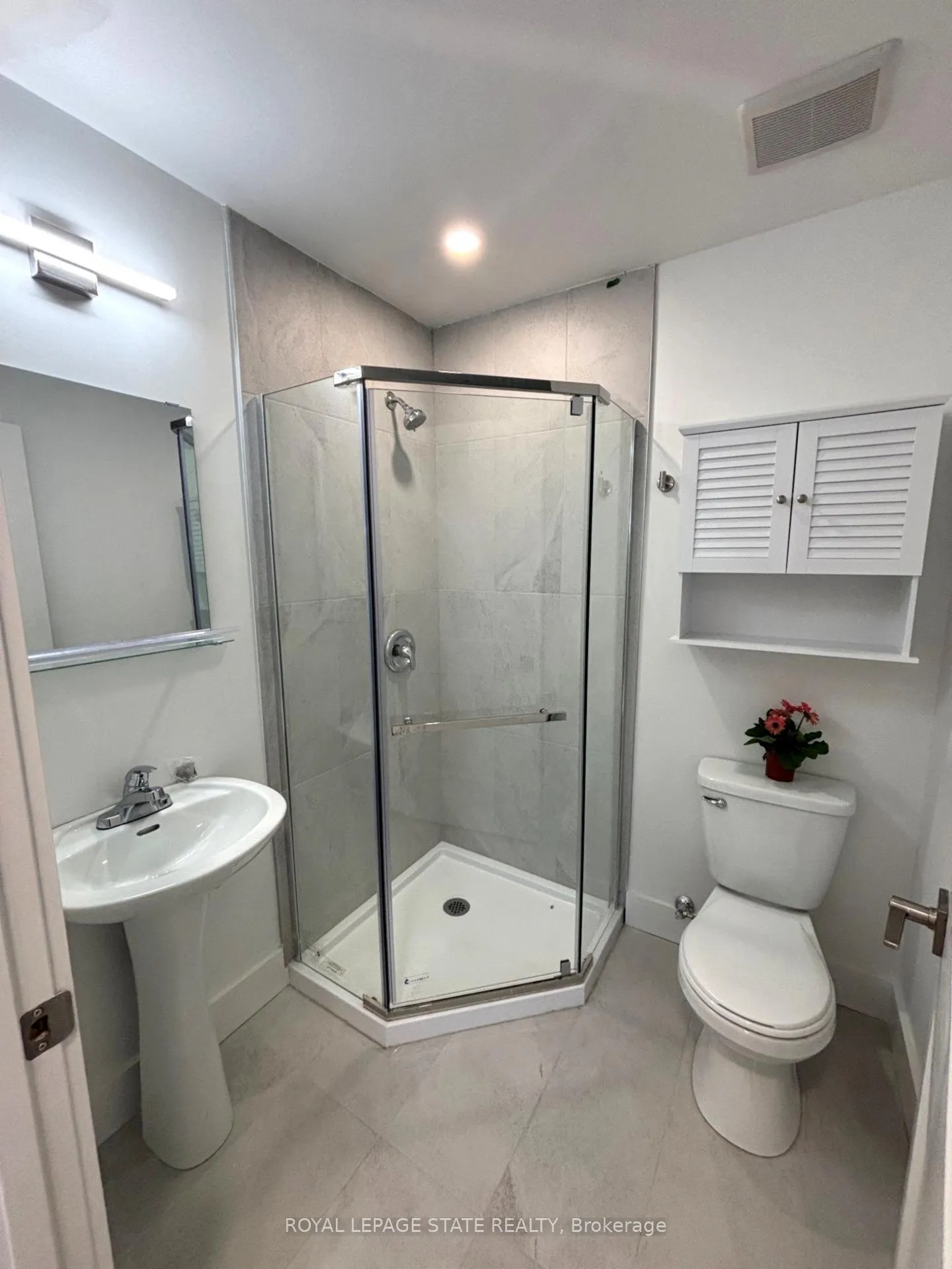 Photo 11 of Unit 120, 6638 Mcleod Road, Niagara Falls, Oldfield — HOMEH