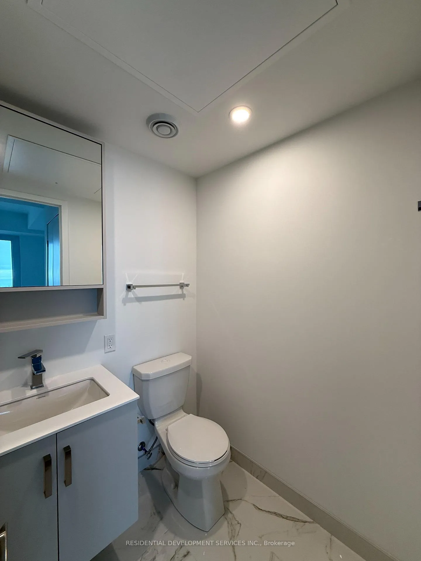 Photo 6 of Unit 5108, 88 Queen Street, Toronto, Church-Yonge Corridor — HOMEH