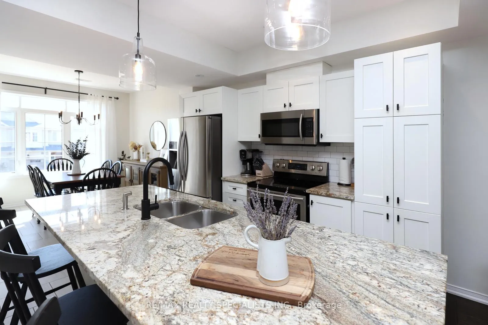 Photo 12 of Unit 3, 5042 Serena Drive, Lincoln, Beamsville — HOMEH