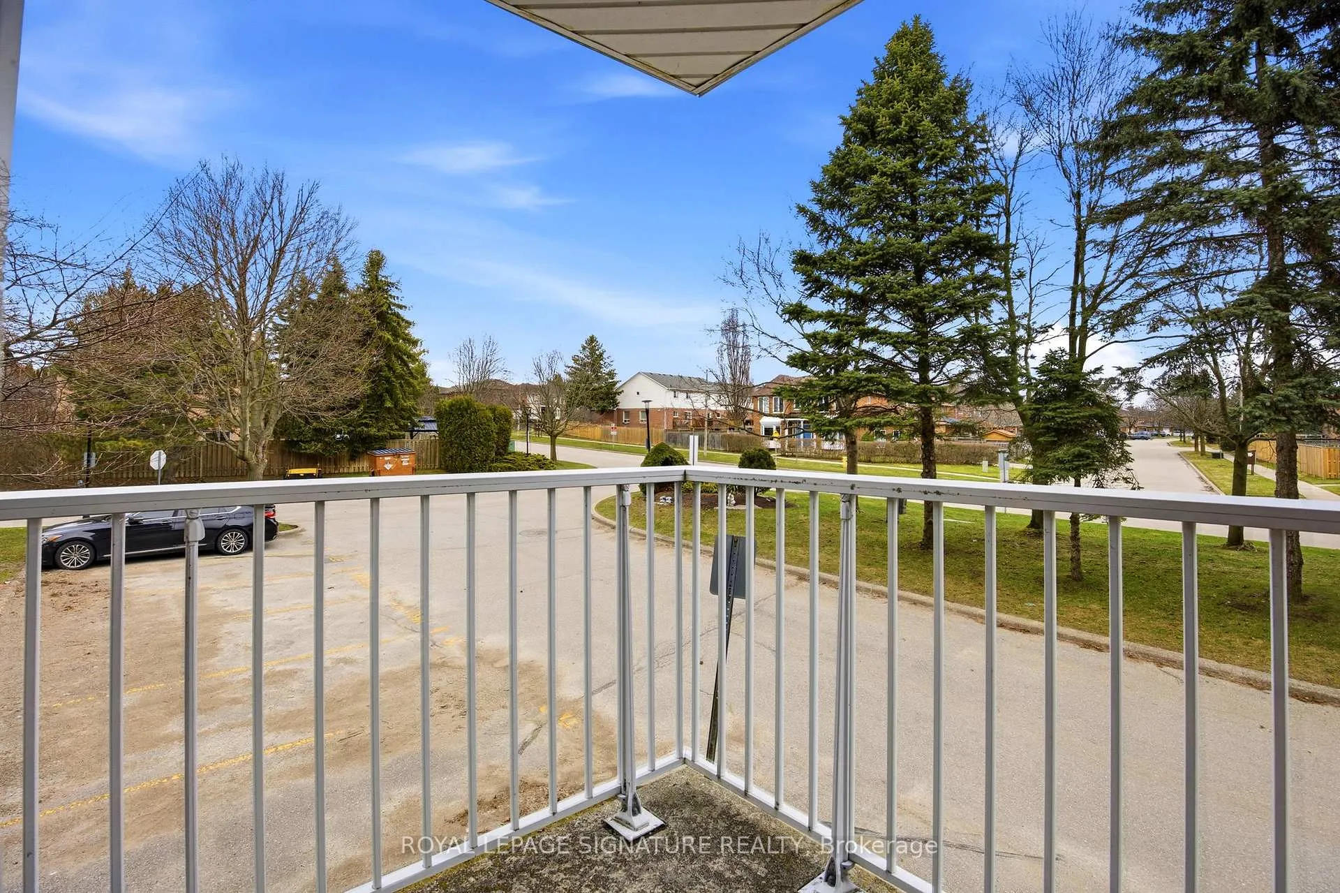 Photo 6 of Unit 217, 189 Lake Driveway, Ajax, South West — HOMEH