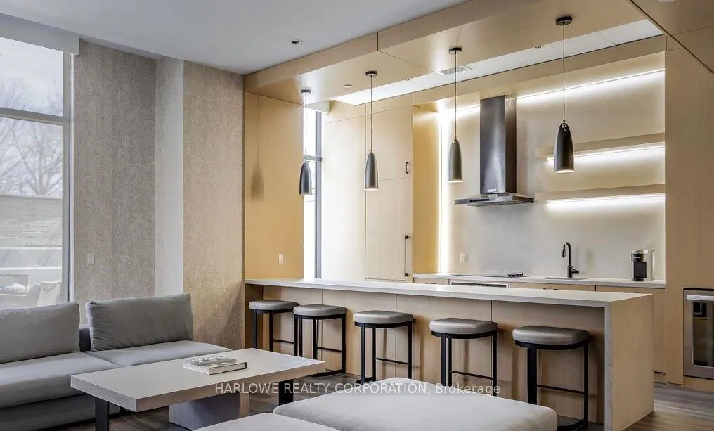 Photo 10 of Unit 703, 2369 Danforth Avenue, Toronto, East End-Danforth — HOMEH