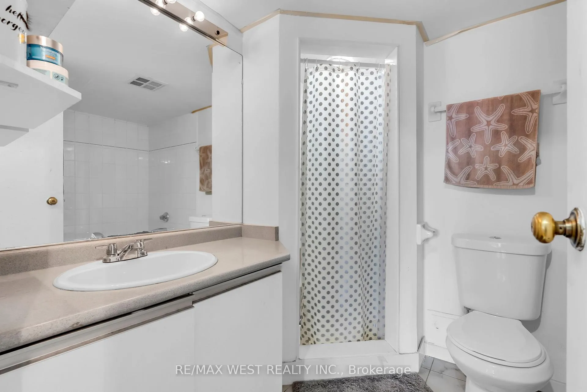 Photo 28 of Unit 1403, 5 Rowntree Road, Etobicoke, Mount Olive-Silverstone-Jamestown — HOMEH