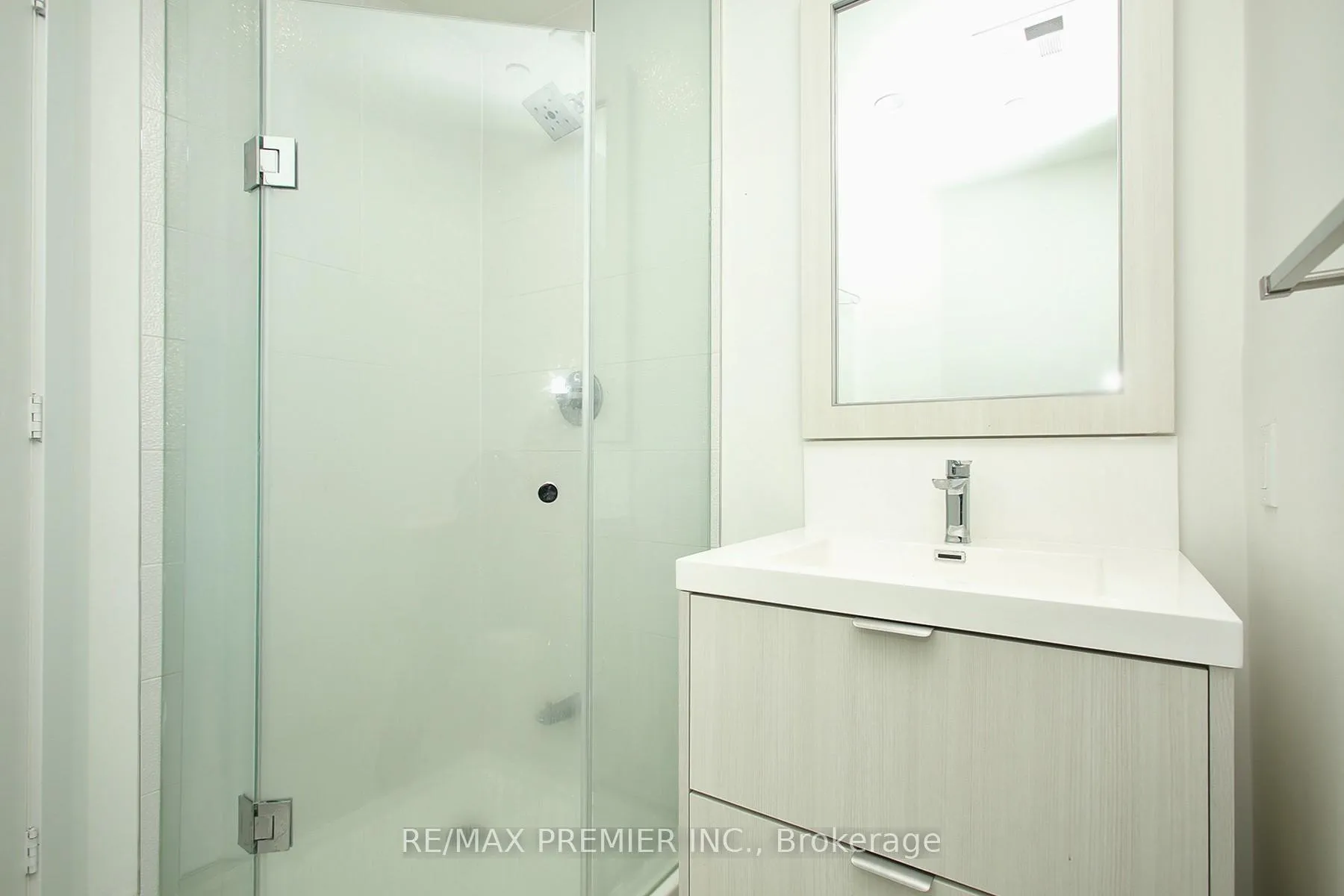 Photo 17 of Unit 805, 80 Vanauley Street, Toronto, Kensington-Chinatown — HOMEH