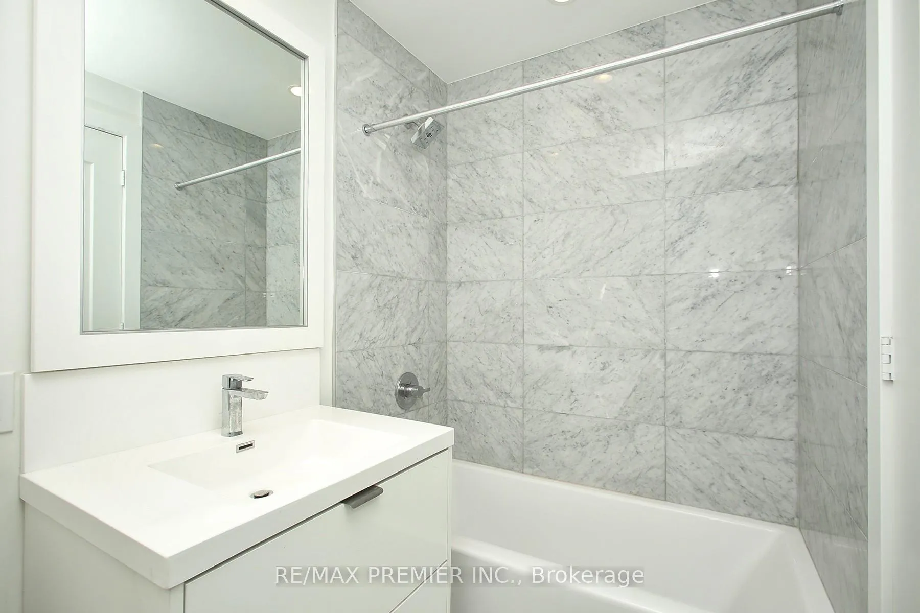 Photo 18 of Unit 805, 80 Vanauley Street, Toronto, Kensington-Chinatown — HOMEH