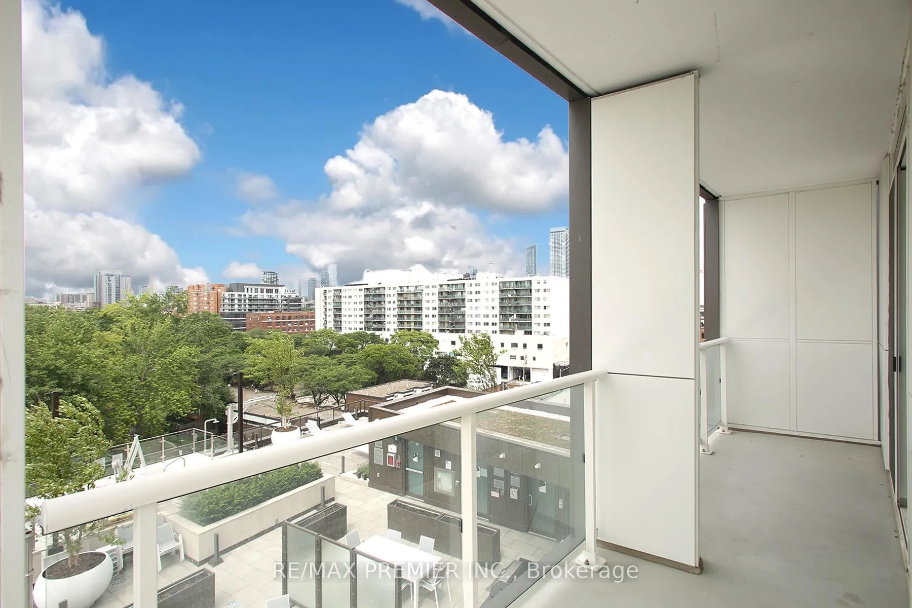 Photo 20 of Unit 805, 80 Vanauley Street, Toronto, Kensington-Chinatown — HOMEH