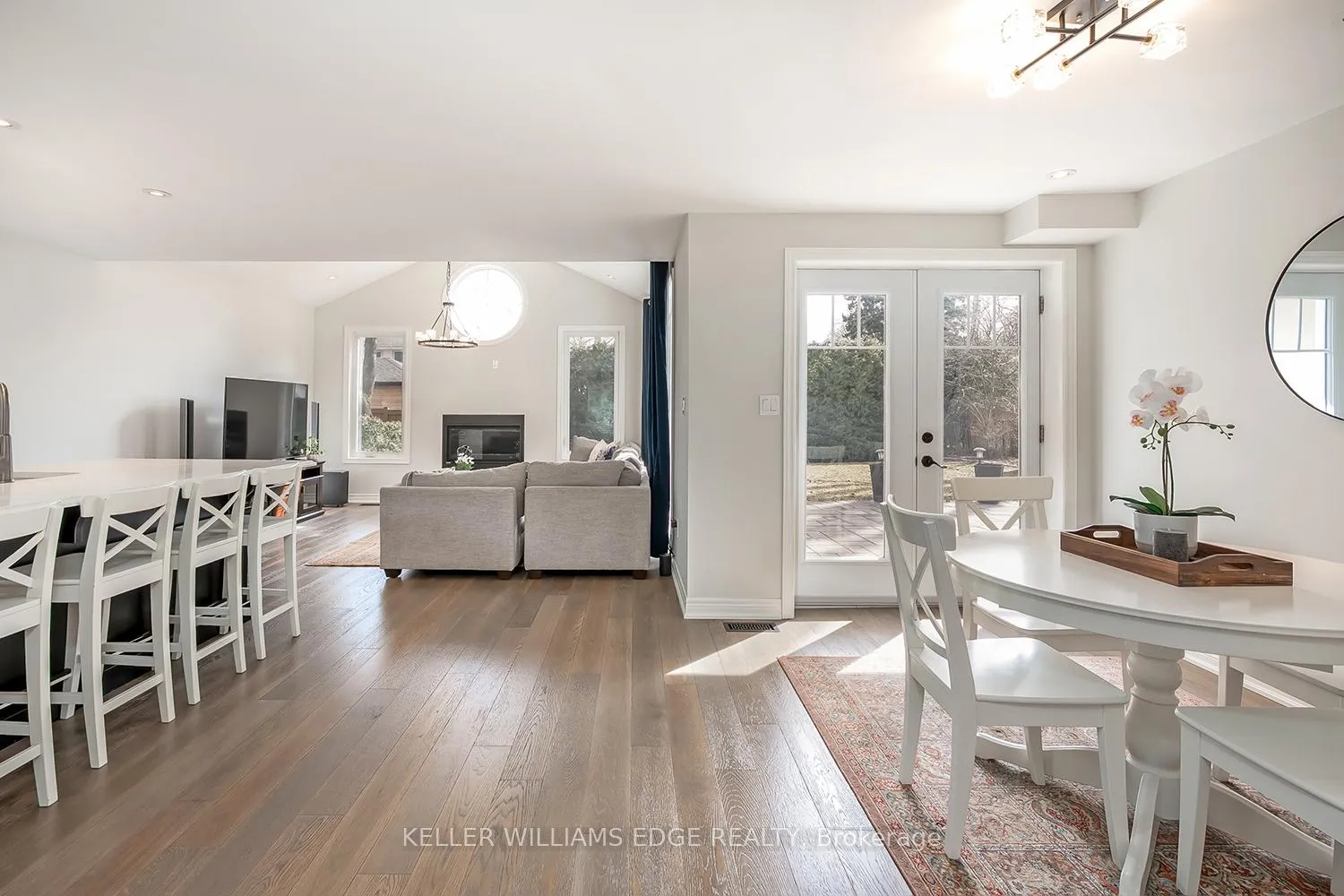 Photo 8 of 3270 Spruce Avenue, Burlington, Roseland — HOMEH