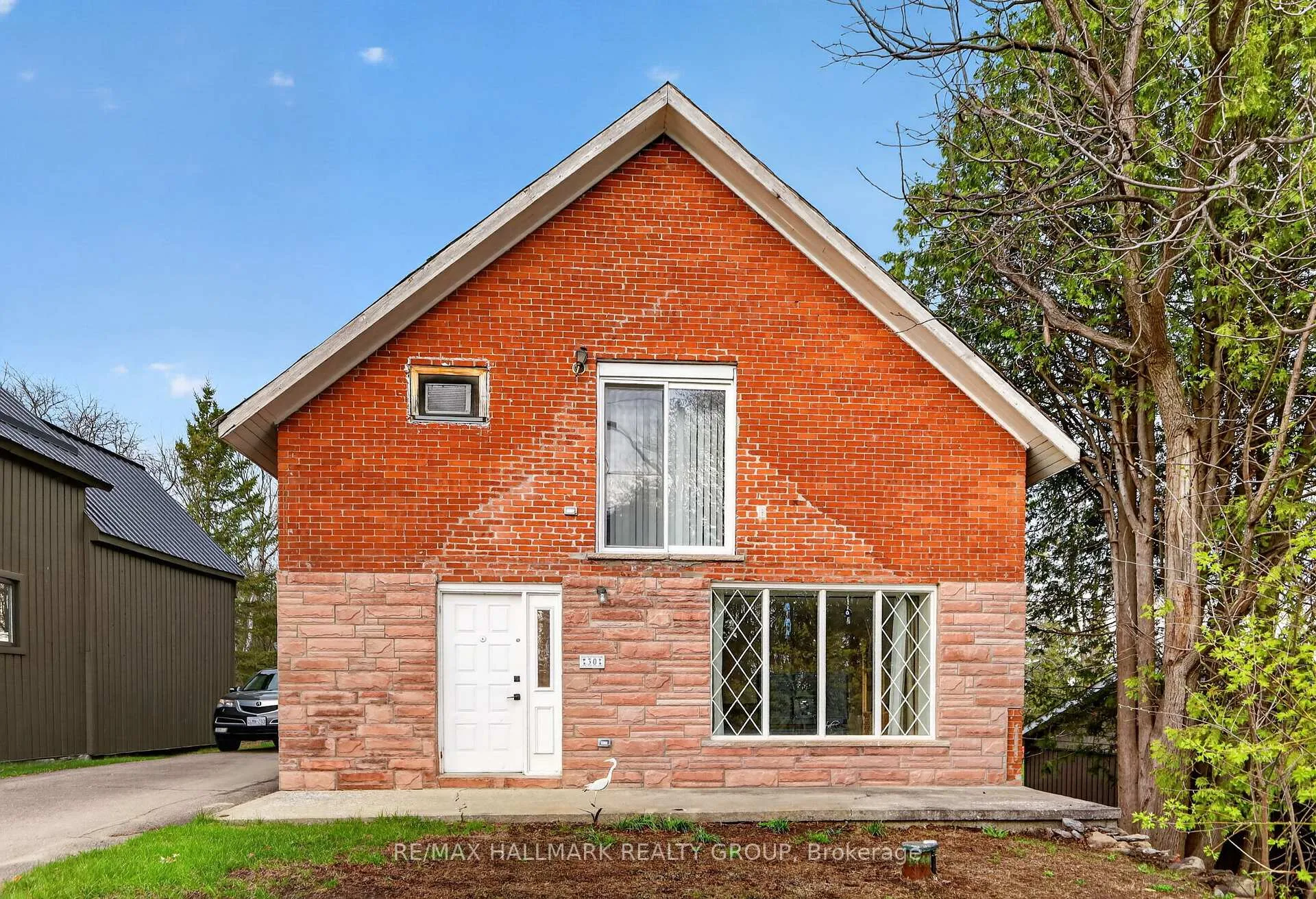 Photo 1 of 30 Findlay Street, McNab/Braeside, Mcnab/Braeside Twps — HOMEH