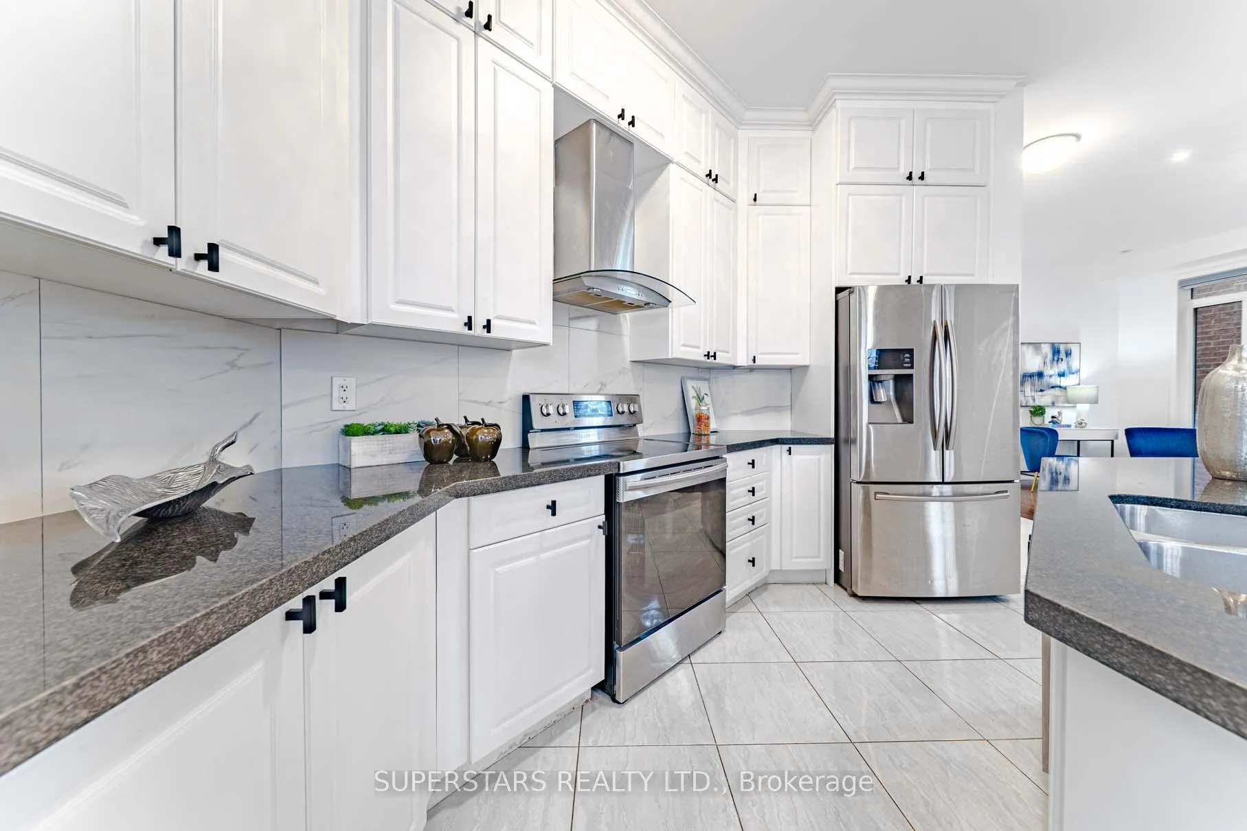 Photo 13 of 2517 Bandsman Crescent, Oshawa, Windfields — HOMEH