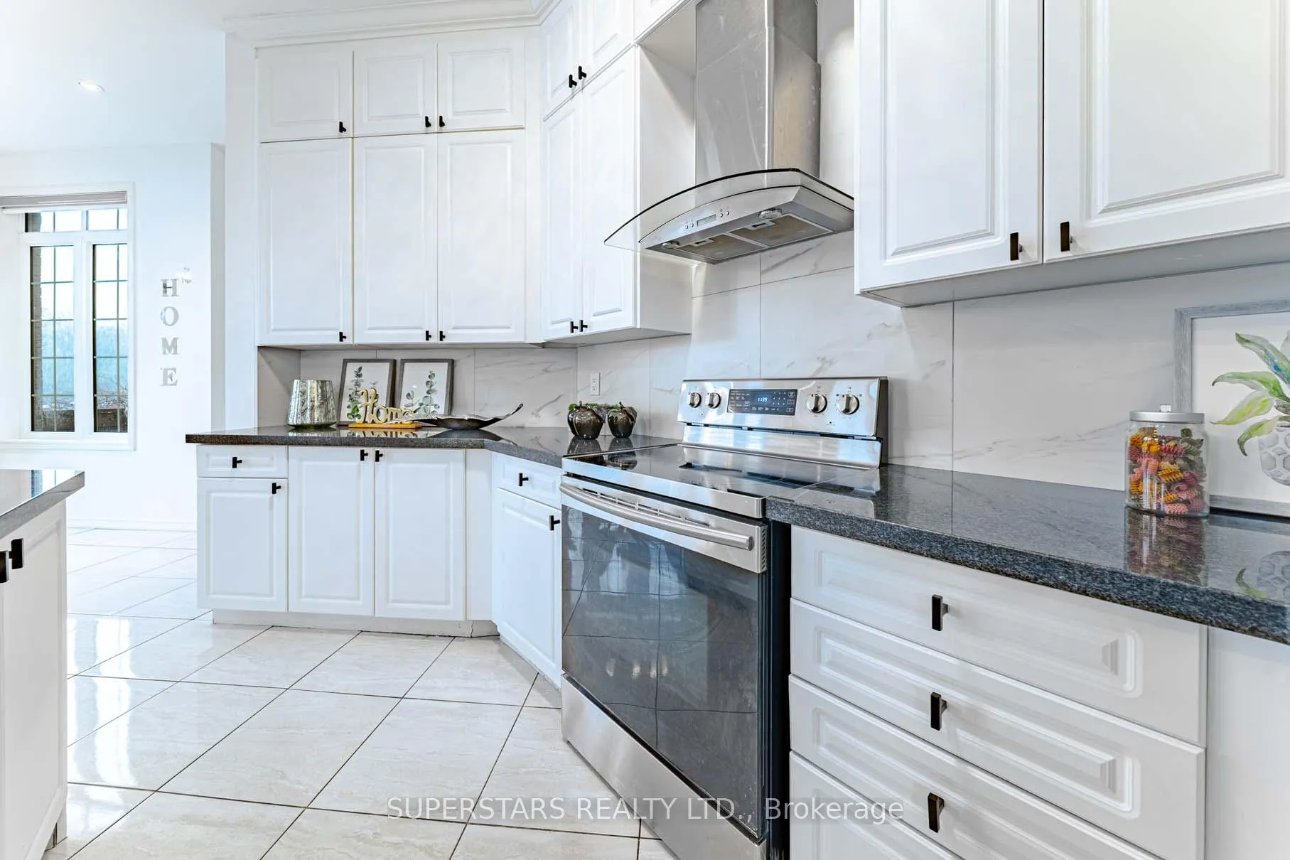 Photo 14 of 2517 Bandsman Crescent, Oshawa, Windfields — HOMEH