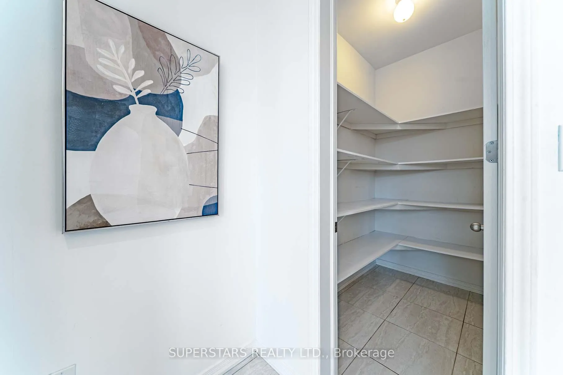 Photo 15 of 2517 Bandsman Crescent, Oshawa, Windfields — HOMEH