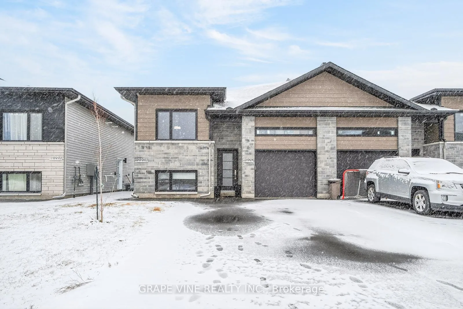 Photo 1 of 218-218A Cypress Street, The Nation, Limoges — HOMEH
