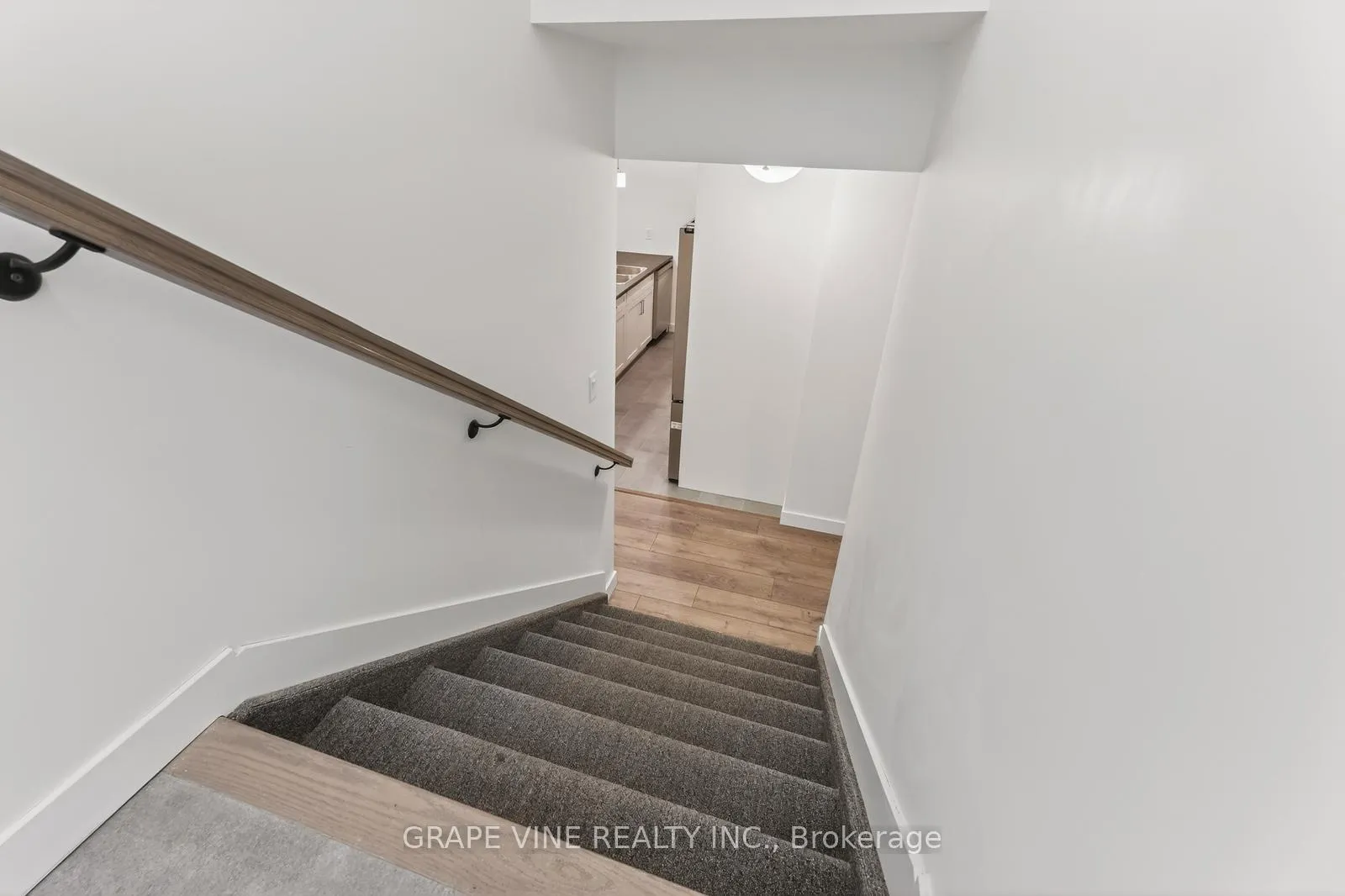Photo 6 of 218-218A Cypress Street, The Nation, Limoges — HOMEH