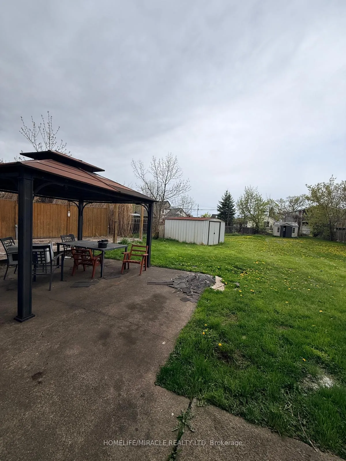 Photo 18 of 20 Weston Road, St. Catharines, Western Hill — HOMEH
